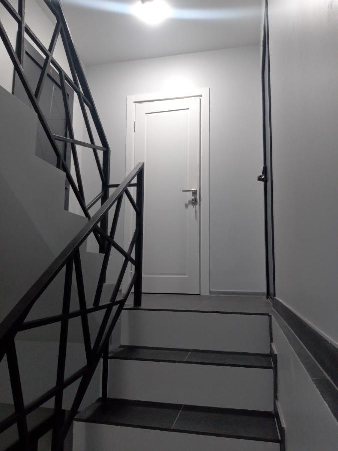 39 Apart Hotel Lviv Exterior photo